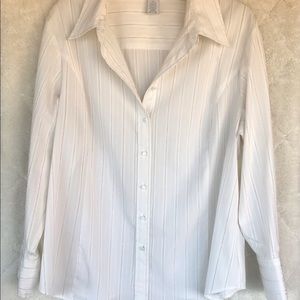 East 5th business shirt, like new, winkle resistant